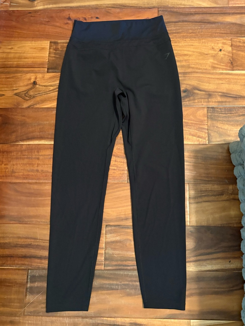 Gymshark Black High Waisted Scrunch Back Leggings Women’s Large (539)